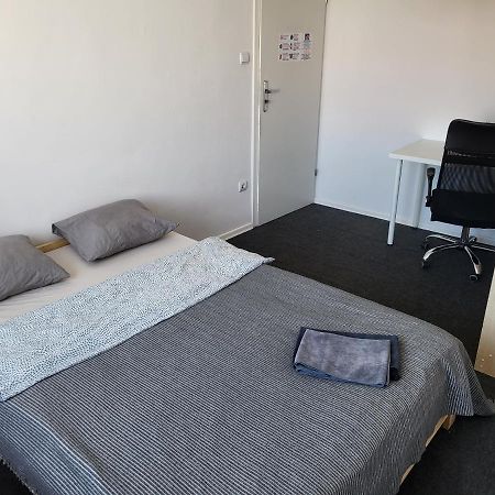 Stilo Dom - Ul Powstancow Slaskich Wroclaw Luaran gambar