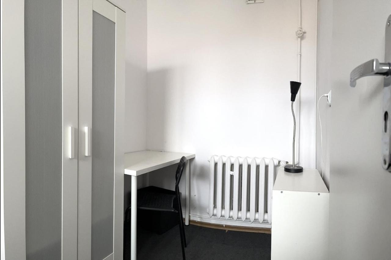 Stilo Dom - Ul Powstancow Slaskich Wroclaw Luaran gambar